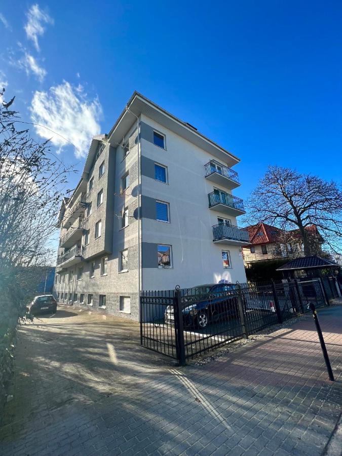 Centrum 13 Z Garazem Podziemnym Wladyslawowo